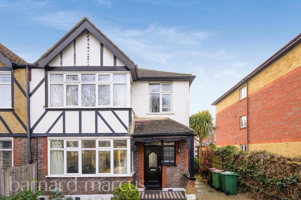 3 bed Detached for rent in Carshalton. From Barnard Marcus Lettings - Wallington - Lettings