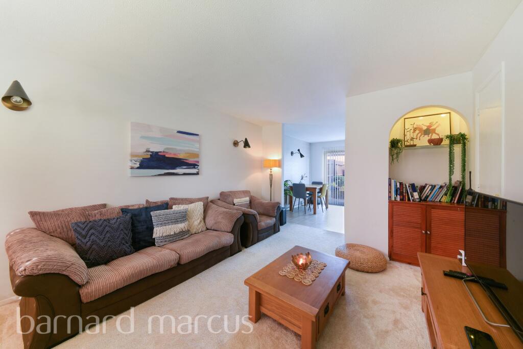 3 bed Detached for rent in Carshalton. From Barnard Marcus Lettings - Wallington - Lettings