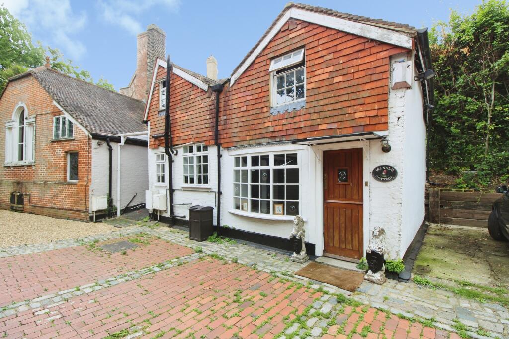 3 bed Cottage for rent in Wallington. From Barnard Marcus Lettings - Wallington - Lettings