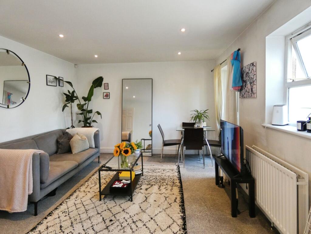 2 bed Apartment for rent in London. From Barnard Marcus Lettings - Wallington - Lettings 2 bed Apartment for rent in London. From Barnard Marcus Lettings - Wallington - Lettings
