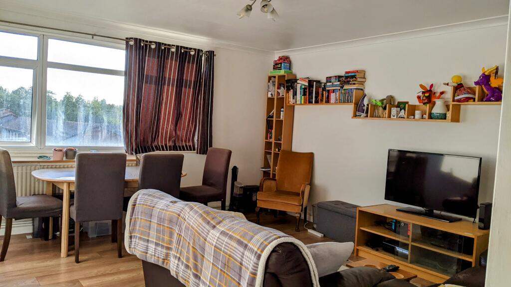 2 bed Apartment for rent in New Malden. From Barnard Marcus Lettings - Wallington - Lettings 2 bed Apartment for rent in New Malden. From Barnard Marcus Lettings - Wallington - Lettings