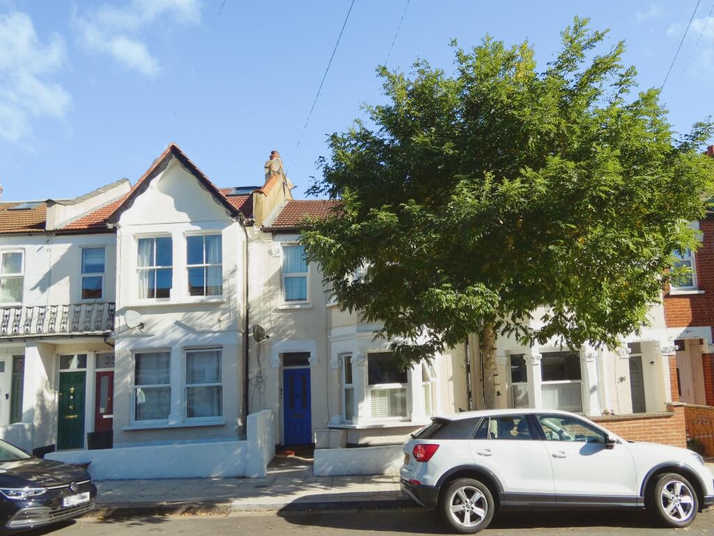 1 bed Apartment for rent in Streatham. From Barnard Marcus Lettings - Wallington - Lettings 1 bed Apartment for rent in Streatham. From Barnard Marcus Lettings - Wallington - Lettings