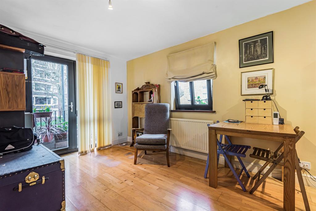 1 bed Apartment for rent in London. From Barnard Marcus Lettings - West Kensington - Lettings