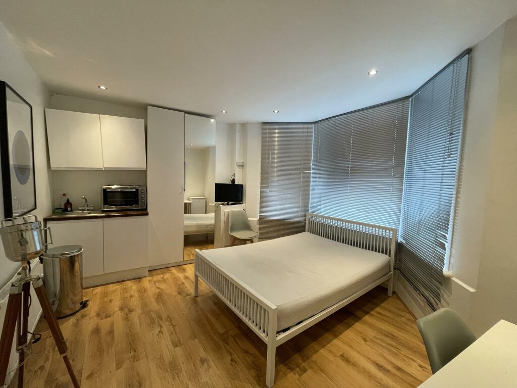 0 bed Apartment for rent in Hammersmith. From Barnard Marcus Lettings - West Kensington - Lettings
