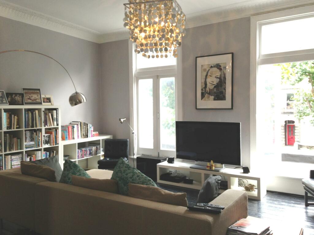 3 bed Apartment for rent in Hammersmith. From Barnard Marcus Lettings - West Kensington - Lettings