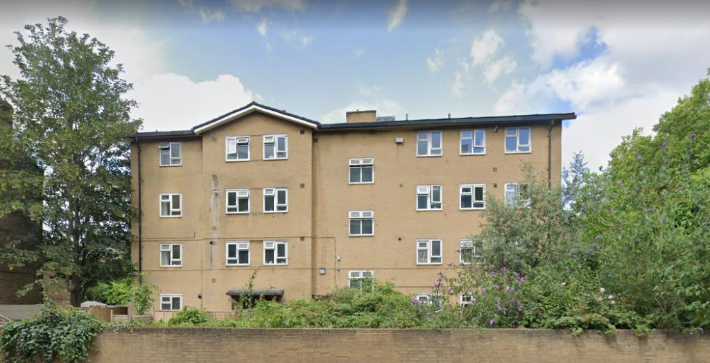 3 bed 1st Floor Flat for rent in London. From Barnard Marcus Lettings - West Kensington - Lettings