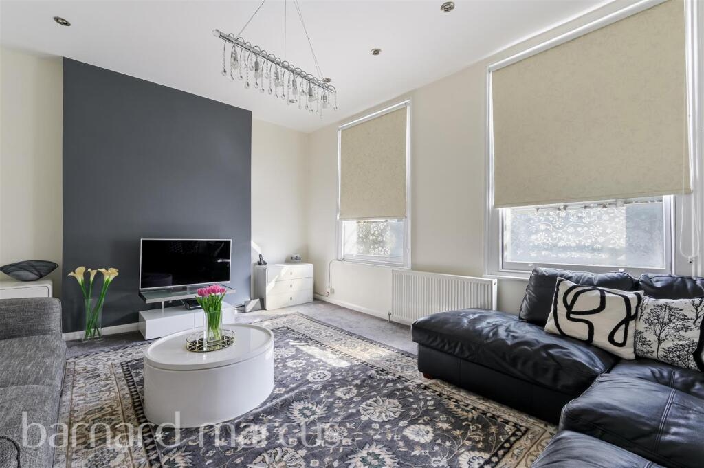 2 bed Apartment for rent in London. From Barnard Marcus Lettings - West Kensington - Lettings