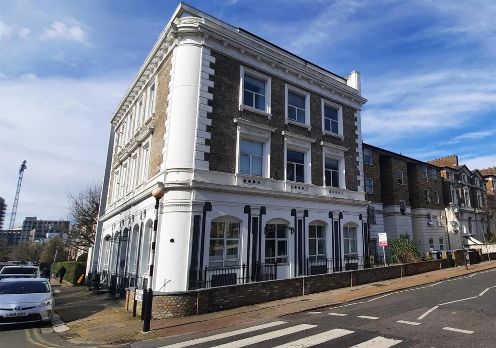 2 bed Apartment for rent in London. From Barnard Marcus Lettings - West Kensington - Lettings