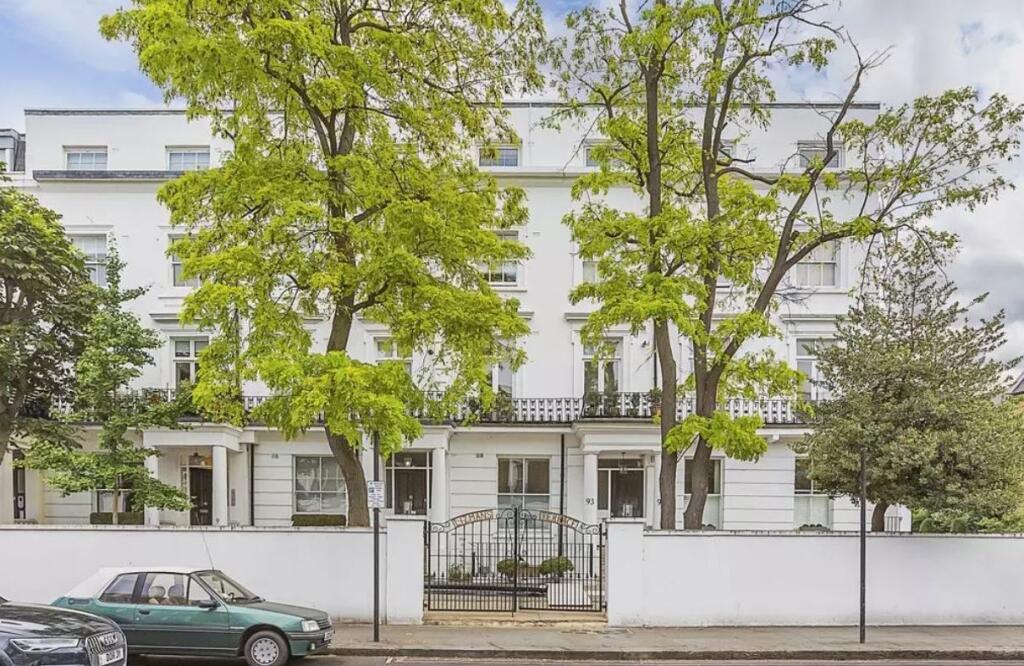 3 bed Apartment for rent in Kensington. From Barnard Marcus Lettings - West Kensington - Lettings 3 bed Apartment for rent in Kensington. From Barnard Marcus Lettings - West Kensington - Lettings