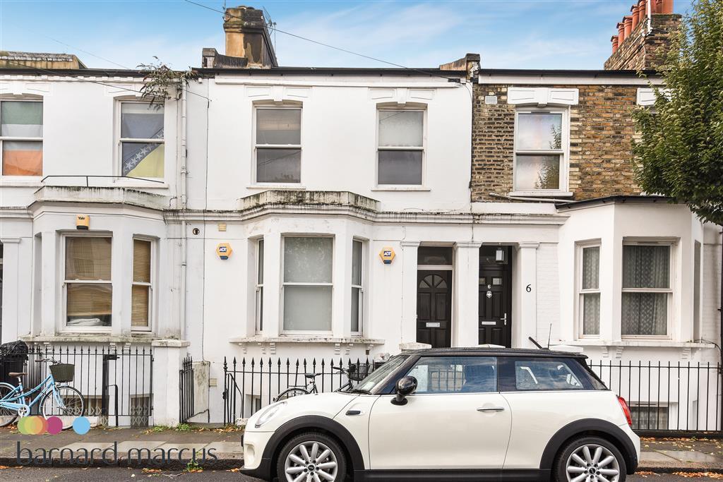 3 bed Apartment for rent in Hammersmith. From Barnard Marcus Lettings - West Kensington - Lettings
