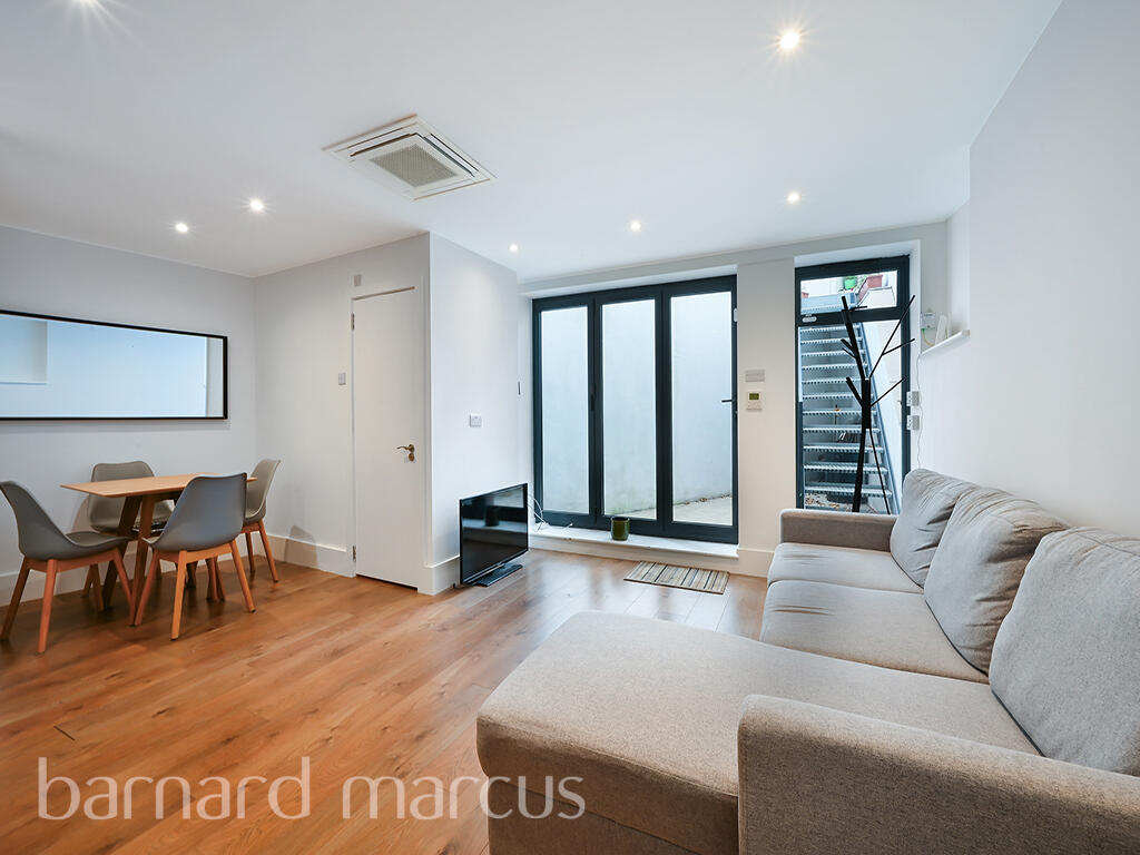 4 bed Apartment for rent in London. From Barnard Marcus Lettings - West Kensington - Lettings