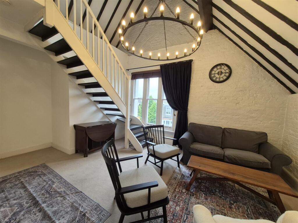 2 bed 1st Floor Flat for rent in London. From Barnard Marcus Lettings - West Kensington - Lettings 2 bed 1st Floor Flat for rent in London. From Barnard Marcus Lettings - West Kensington - Lettings