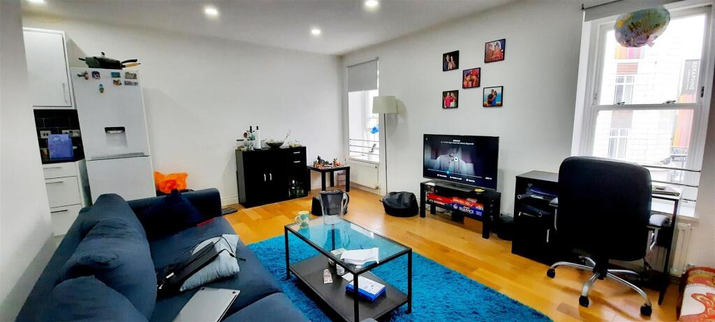 1 bed Apartment for rent in Hammersmith. From Barnard Marcus Lettings - West Kensington - Lettings 1 bed Apartment for rent in Hammersmith. From Barnard Marcus Lettings - West Kensington - Lettings
