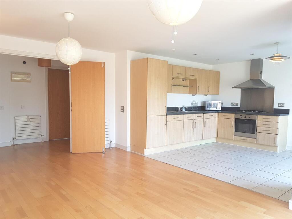 2 bed 1st Floor Flat for rent in Kensington. From Barnard Marcus Lettings - West Kensington - Lettings 2 bed 1st Floor Flat for rent in Kensington. From Barnard Marcus Lettings - West Kensington - Lettings