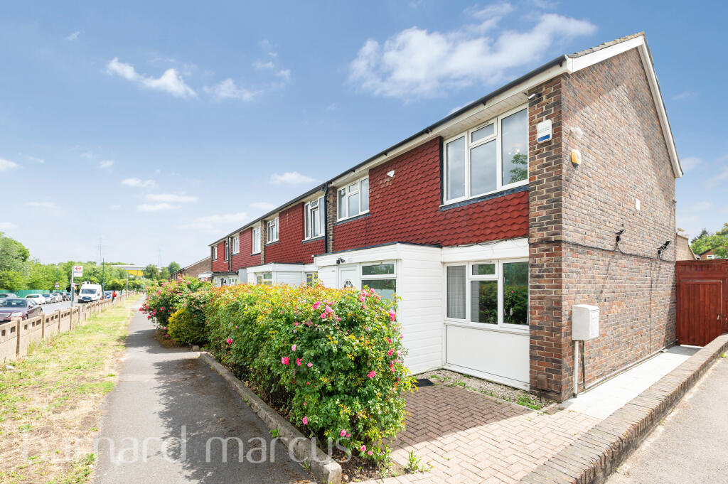 4 bed End of Terrace for rent in Worcester Park. From Barnard Marcus Lettings - Worcester Park - Lettings
