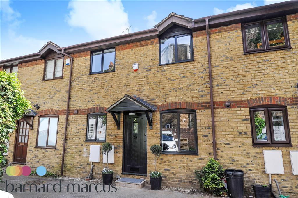 3 bed Mews for rent in London. From Barnard Marcus Lettings - Chiswick- Lettings