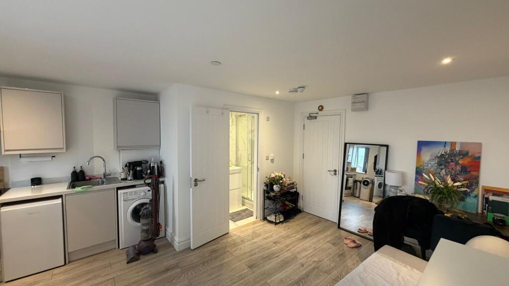 0 bed Apartment for rent in London. From Barnard Marcus Lettings - Chiswick- Lettings