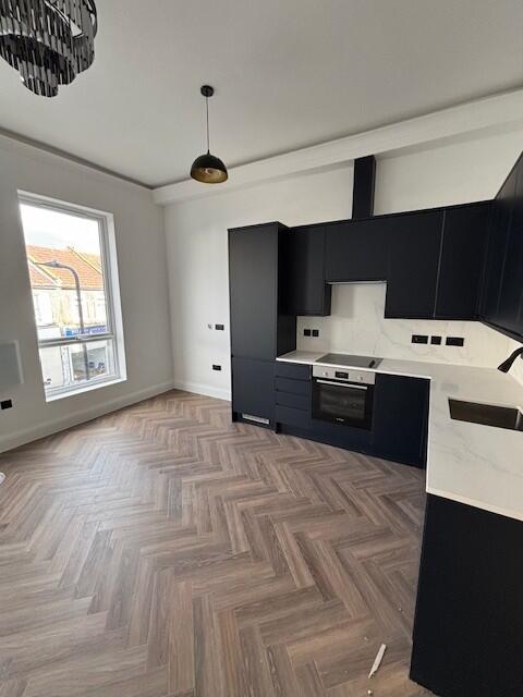 1 bed 1st Floor Flat for rent in Acton. From Barnard Marcus Lettings - Chiswick- Lettings