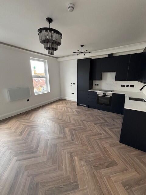 1 bed 1st Floor Flat for rent in Acton. From Barnard Marcus Lettings - Chiswick- Lettings