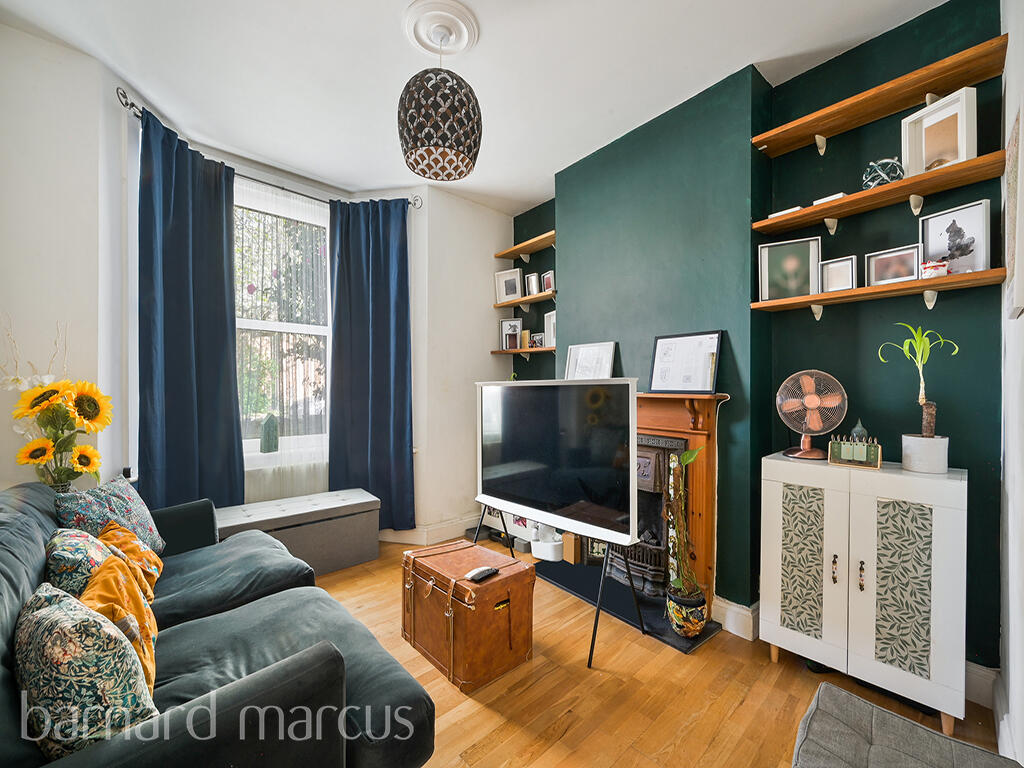 1 bed Apartment for rent in Acton. From Barnard Marcus Lettings - Chiswick- Lettings
