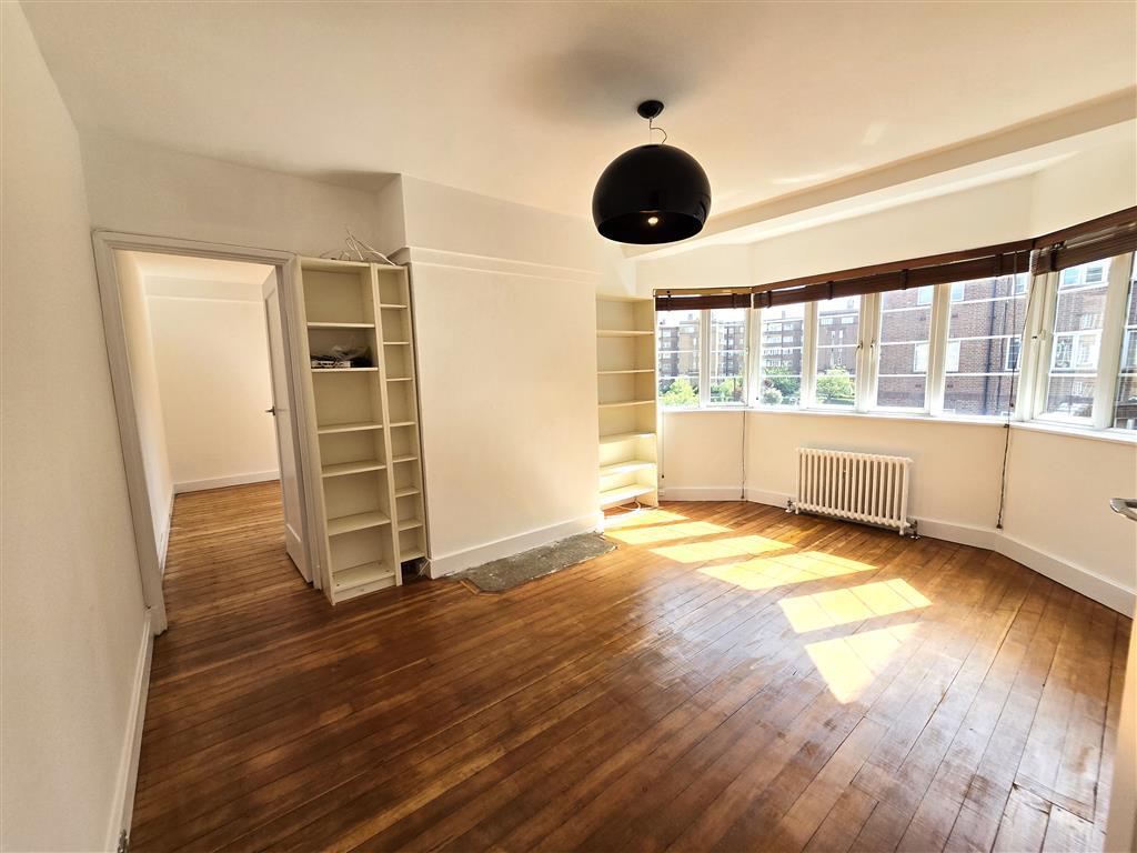 4 bed 1st Floor Flat for rent in Acton. From Barnard Marcus Lettings - Chiswick- Lettings