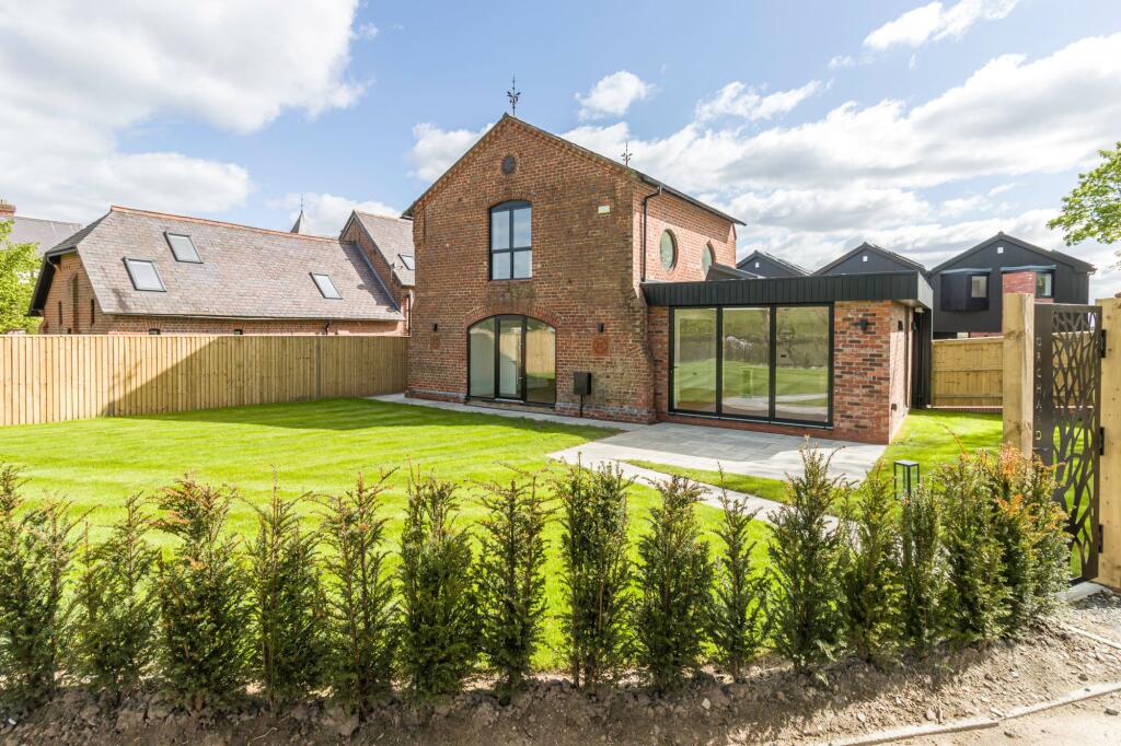 3 bed Detached for rent in Broomedge. From Admove - Altrincham