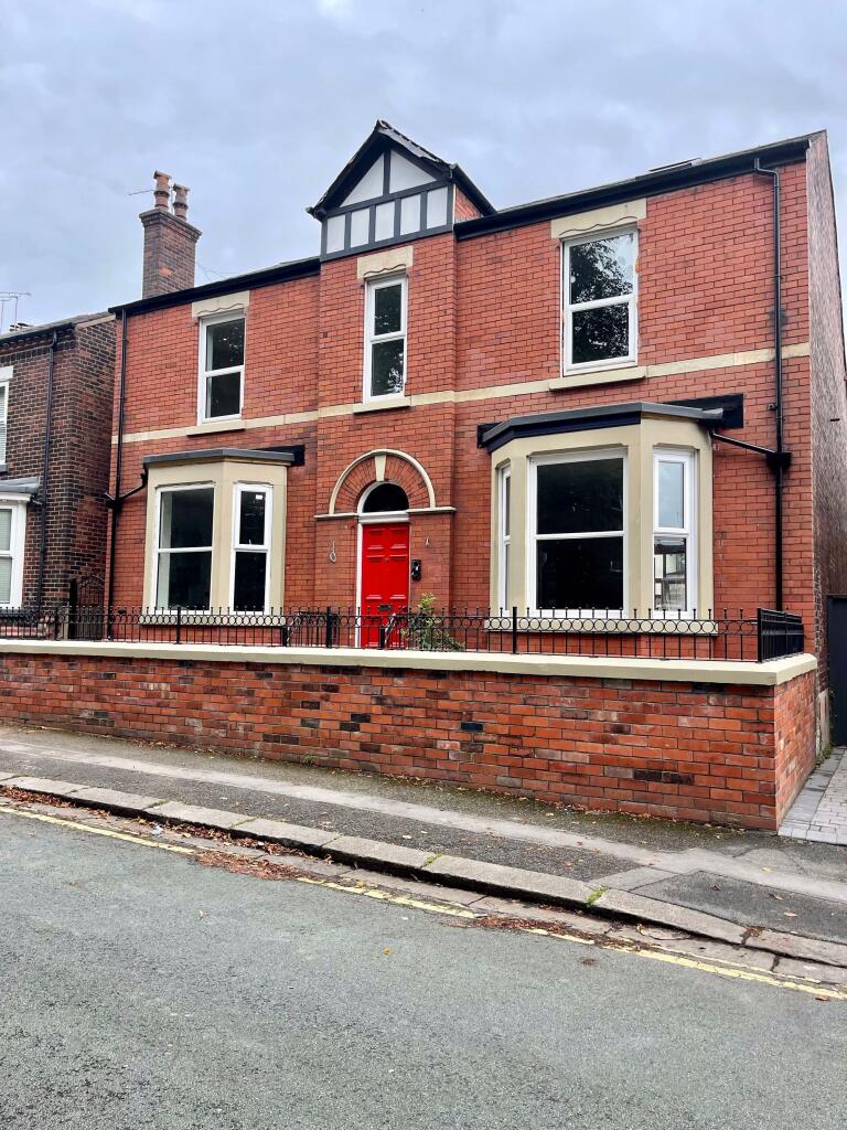 1 bed 1st Floor Flat for rent in Worsley. From Admove - Altrincham