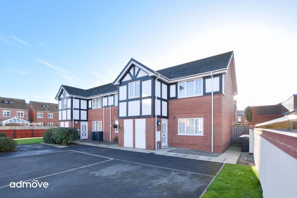2 bed 1st Floor Flat for rent in Northwich. From Admove - Altrincham