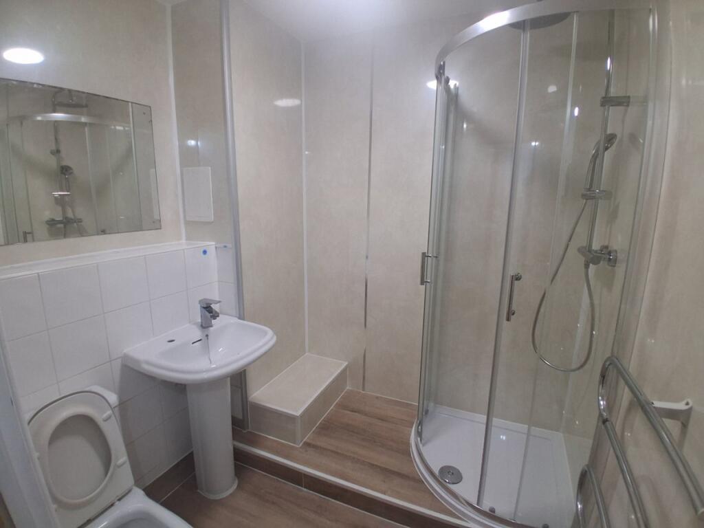 1 bed 1st Floor Flat for rent in Ilford. From Barnett Richards - Ilford - Essex