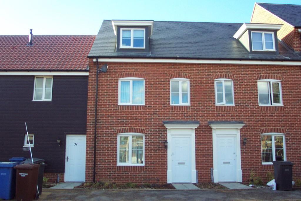 3 bed Mid Terraced House for rent in Beck Row. From Bedfords - Bury St Edmunds 3 bed Mid Terraced House for rent in Beck Row. From Bedfords - Bury St Edmunds