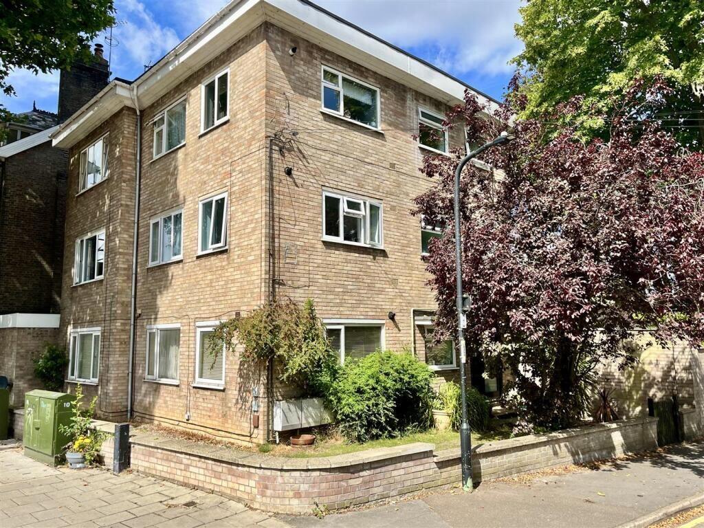 2 bed Apartment for rent in Bury St Edmunds. From Bedfords - Bury St Edmunds 2 bed Apartment for rent in Bury St Edmunds. From Bedfords - Bury St Edmunds