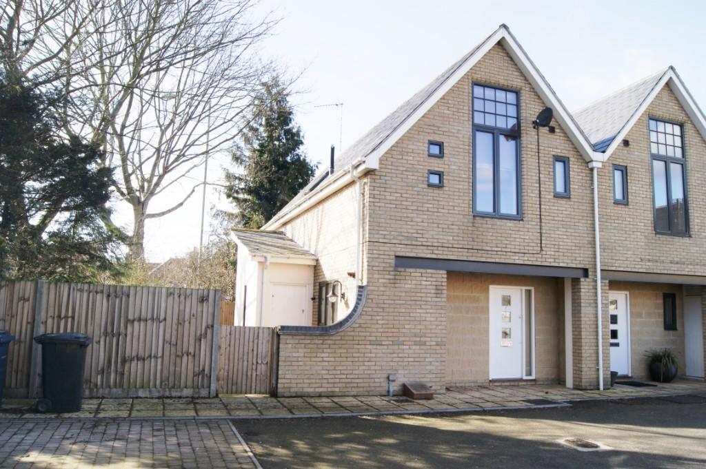 3 bed Semi Detached for rent in Bury St Edmunds. From Bedfords - Bury St Edmunds 3 bed Semi Detached for rent in Bury St Edmunds. From Bedfords - Bury St Edmunds