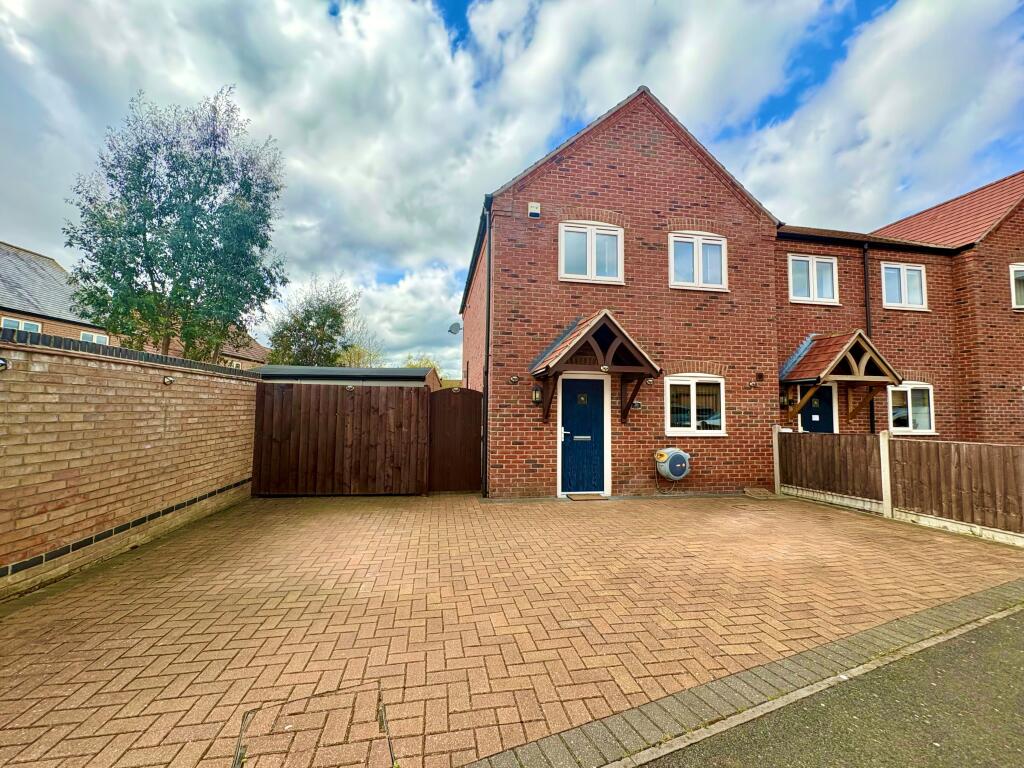3 bed Semi Detached for rent in Burton Latimer. From Belvoir - Kettering
