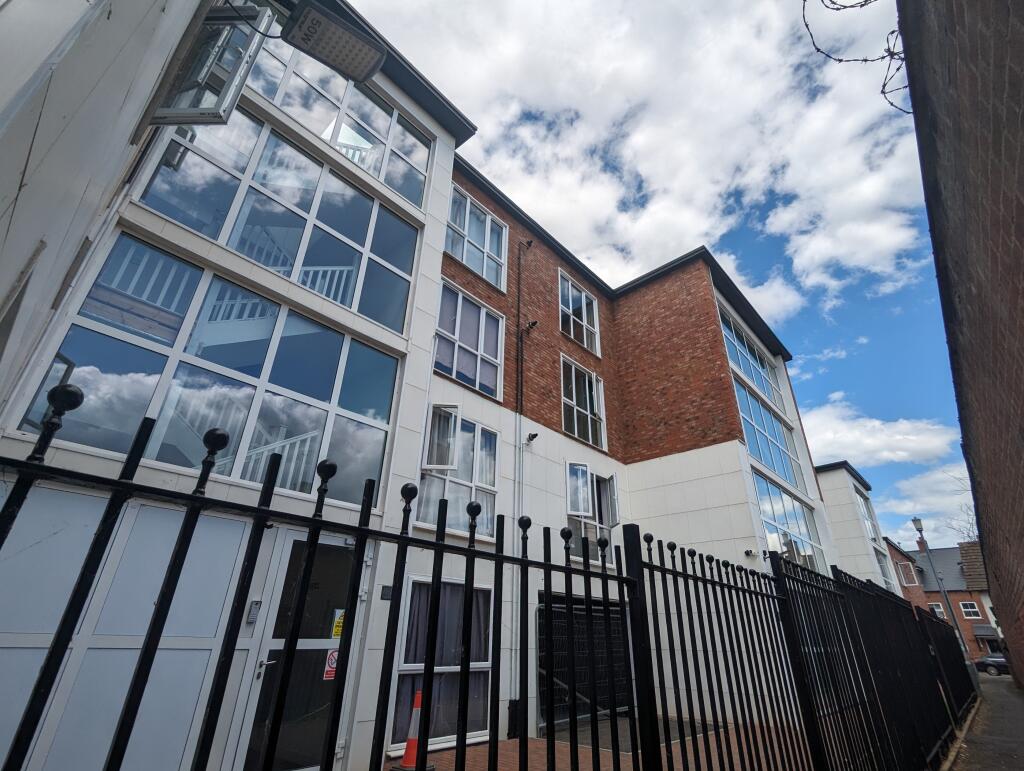 2 bed 1st Floor Flat for rent in Kettering. From Belvoir - Kettering