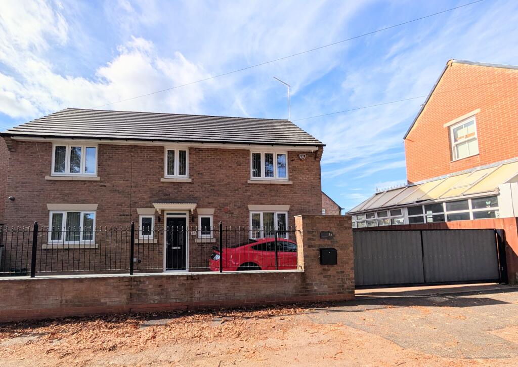 4 bed Detached for rent in Desborough. From Belvoir - Kettering 4 bed Detached for rent in Desborough. From Belvoir - Kettering