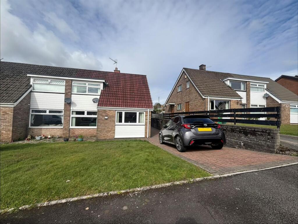 3 bed Semi Detached for rent in Caerphilly. From Aktons - Caerphilly 3 bed Semi Detached for rent in Caerphilly. From Aktons - Caerphilly