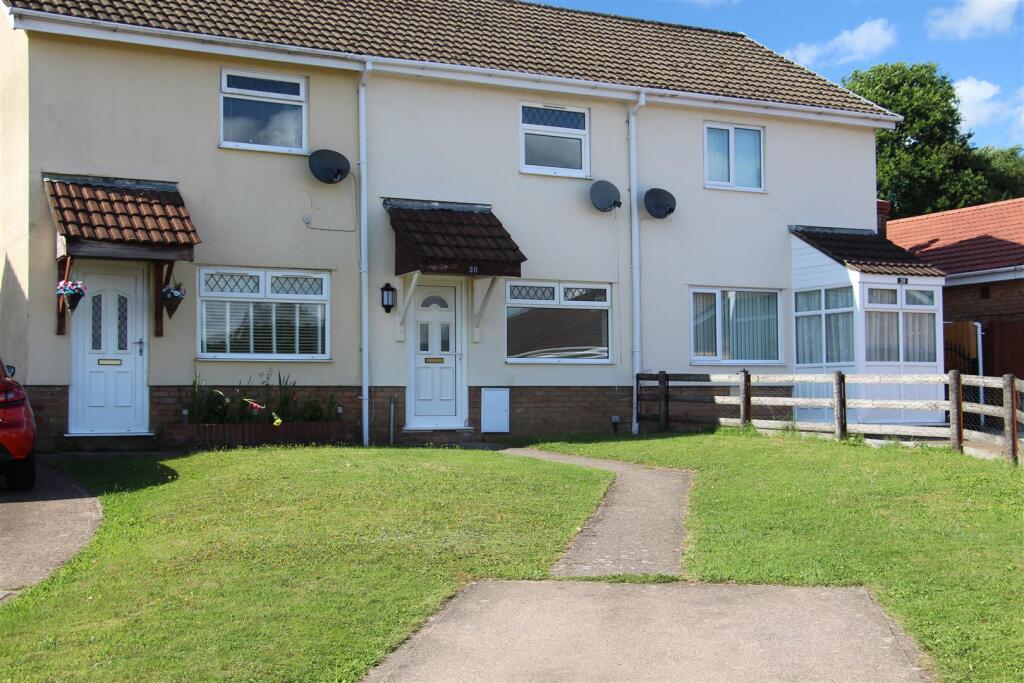 2 bed Mid Terraced House for rent in Caerphilly. From Aktons - Caerphilly 2 bed Mid Terraced House for rent in Caerphilly. From Aktons - Caerphilly