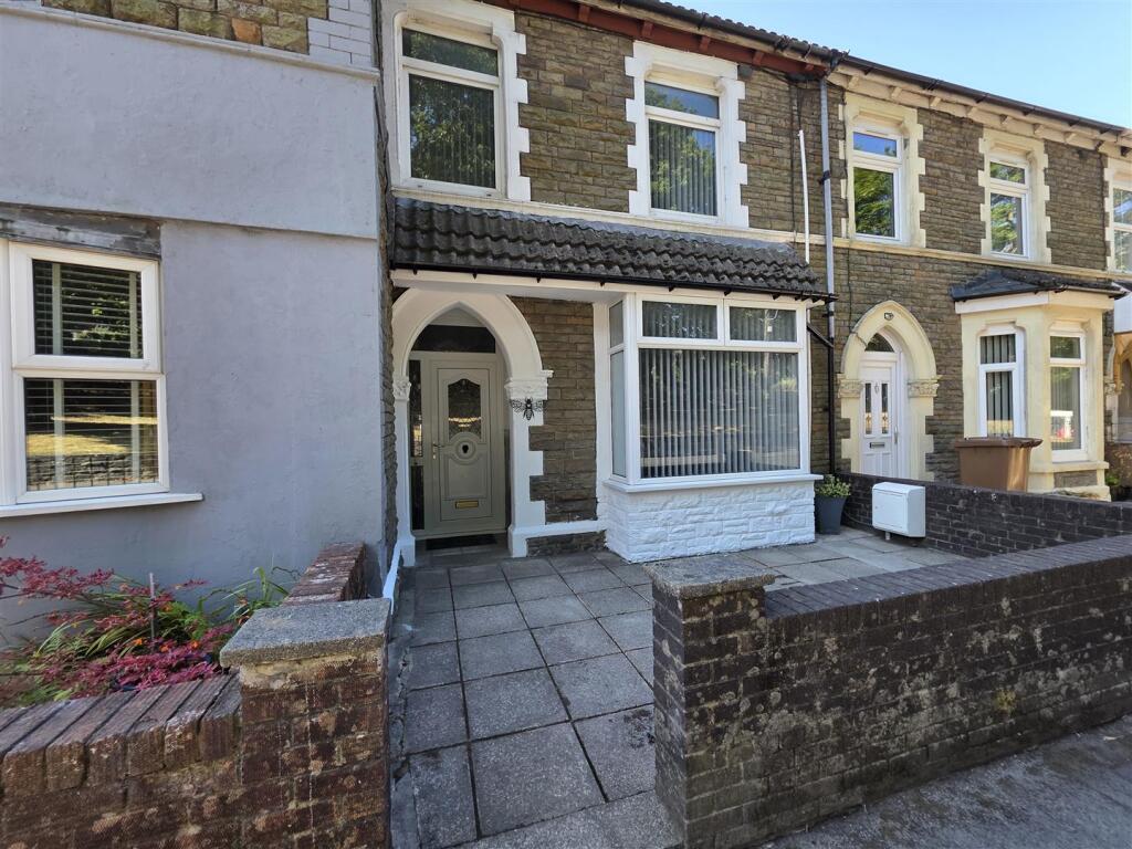 3 bed Mid Terraced House for rent in Abertridwr. From Aktons - Caerphilly