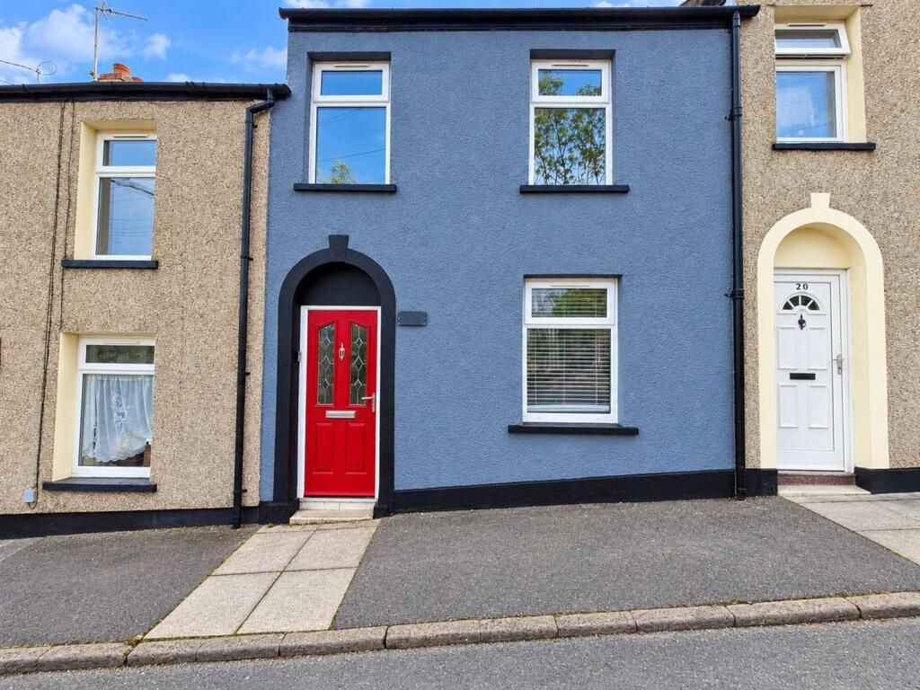 3 bed Mid Terraced House for rent in Newport. From Aktons - Caerphilly