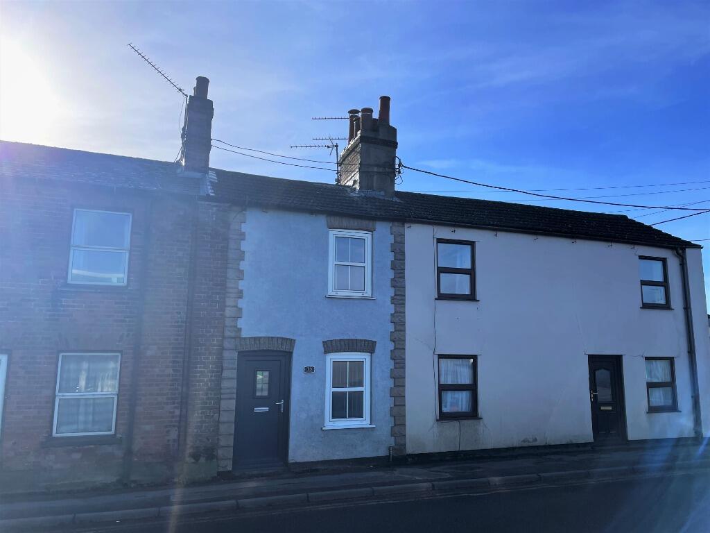 2 bed Mid Terraced House for rent in Swaffham. From Belvoir - Watton