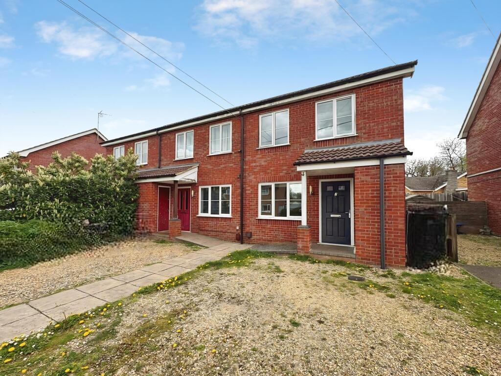 2 bed Mid Terraced House for rent in Watton. From Belvoir Sales - Watton