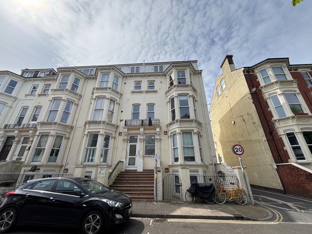 2 bed 1st Floor Flat for rent in Portsmouth. From Belvoir - Southsea