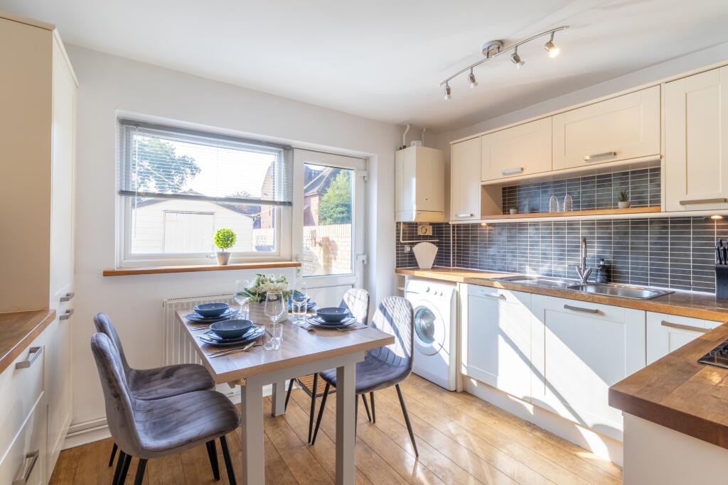 3 bed Mid Terraced House for rent in Portsmouth. From Belvoir - Southsea