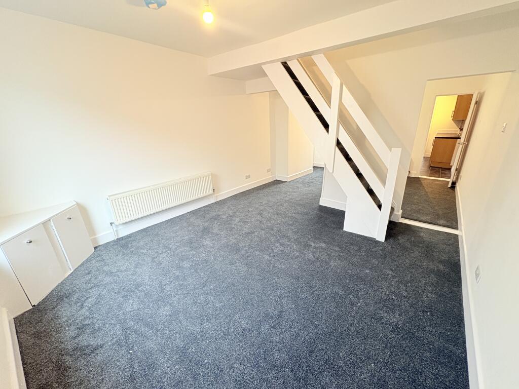 2 bed Mid Terraced House for rent in Portsmouth. From Belvoir - Southsea