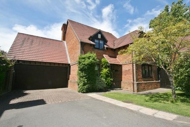 4 bed Detached for rent in Tadley. From Belvoir - Tadley 4 bed Detached for rent in Tadley. From Belvoir - Tadley