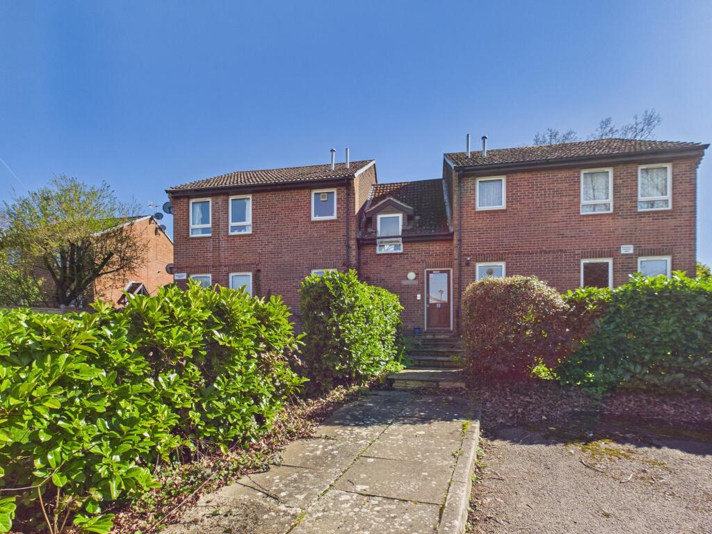 0 bed Studio for rent in Pamber Green. From Belvoir - Tadley