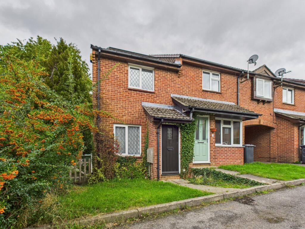 2 bed Mid Terraced House for rent in Pamber Green. From Belvoir - Tadley