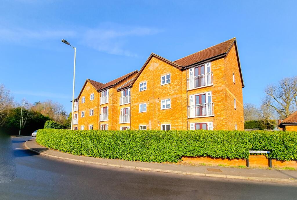 2 bed 1st Floor Flat for rent in Bedmond. From Belvoir - Watford
