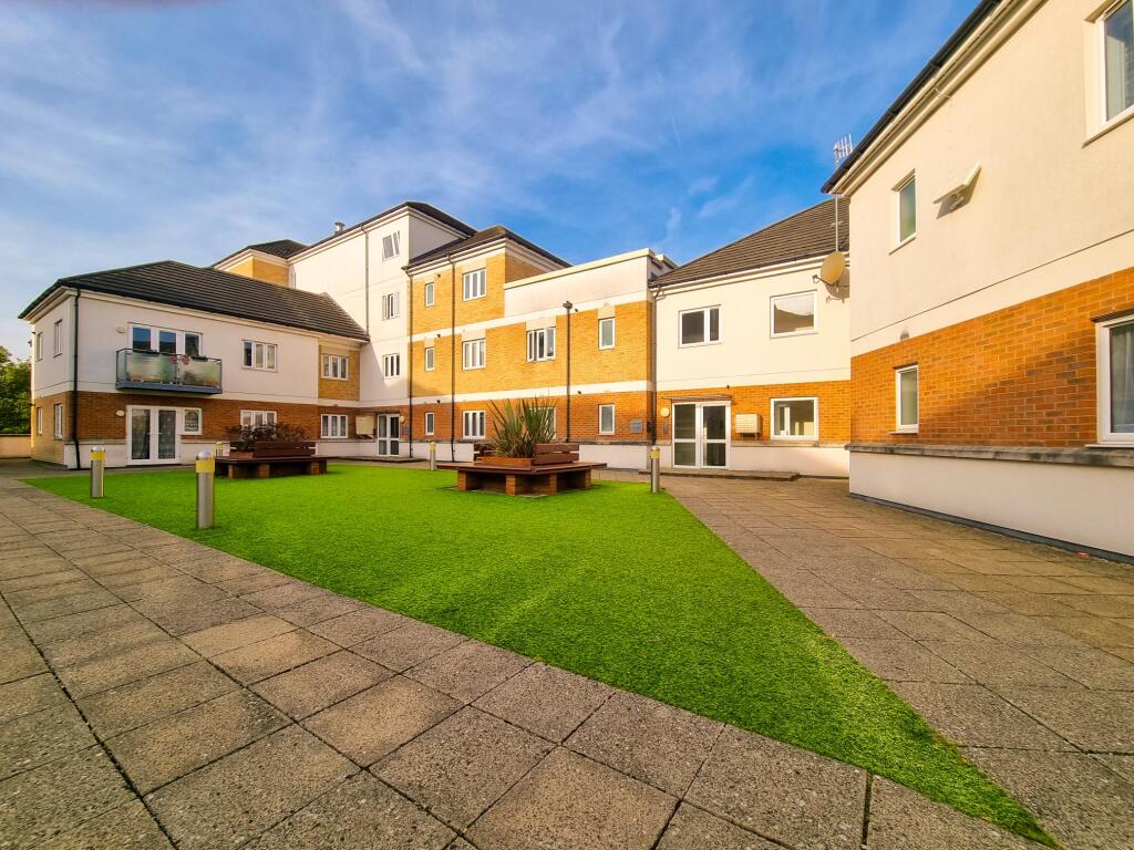2 bed 1st Floor Flat for rent in Aldenham. From Belvoir - Watford