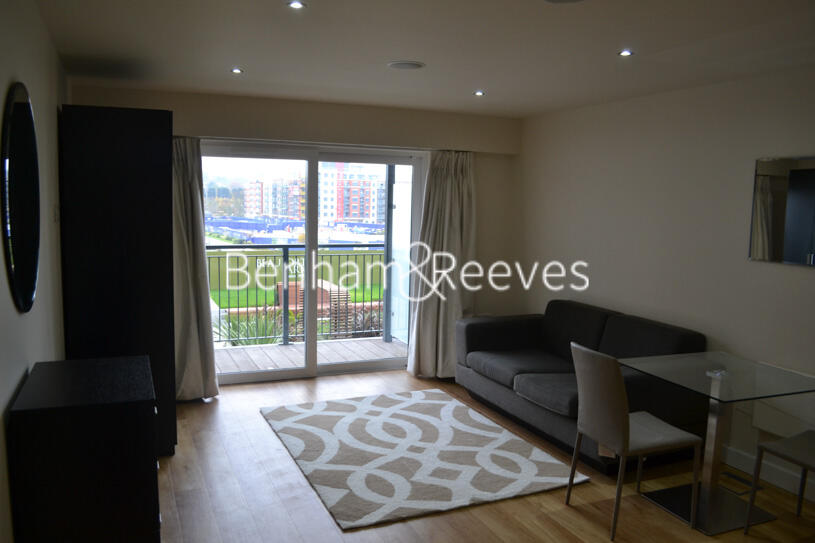 0 bed Studio for rent in Hendon. From Benham & Reeves Lettings - Beaufort Park Colindale
